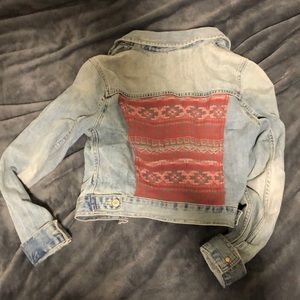 American Eagle cropped denim jacket